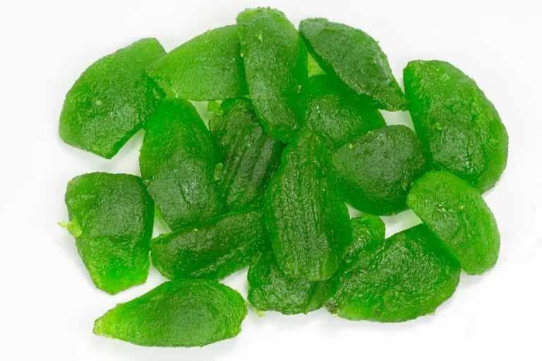 Dried Pears Green It is prepared using traditional methods, with fresh and high-quality ingredients.