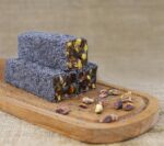 Haşhaş Kaplamalı Antep Fıstıklı İplik Türk Lezzeti