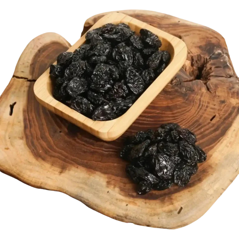 Svart Russin Med Kärna Förberedd med traditionella metoder.Innehåller inga tillsatser.